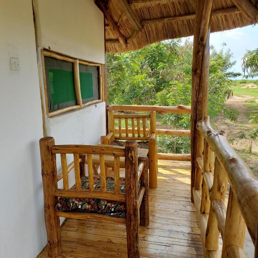 Songbird Safari Lodge & Campsite Katunguru Εξωτερικό φωτογραφία